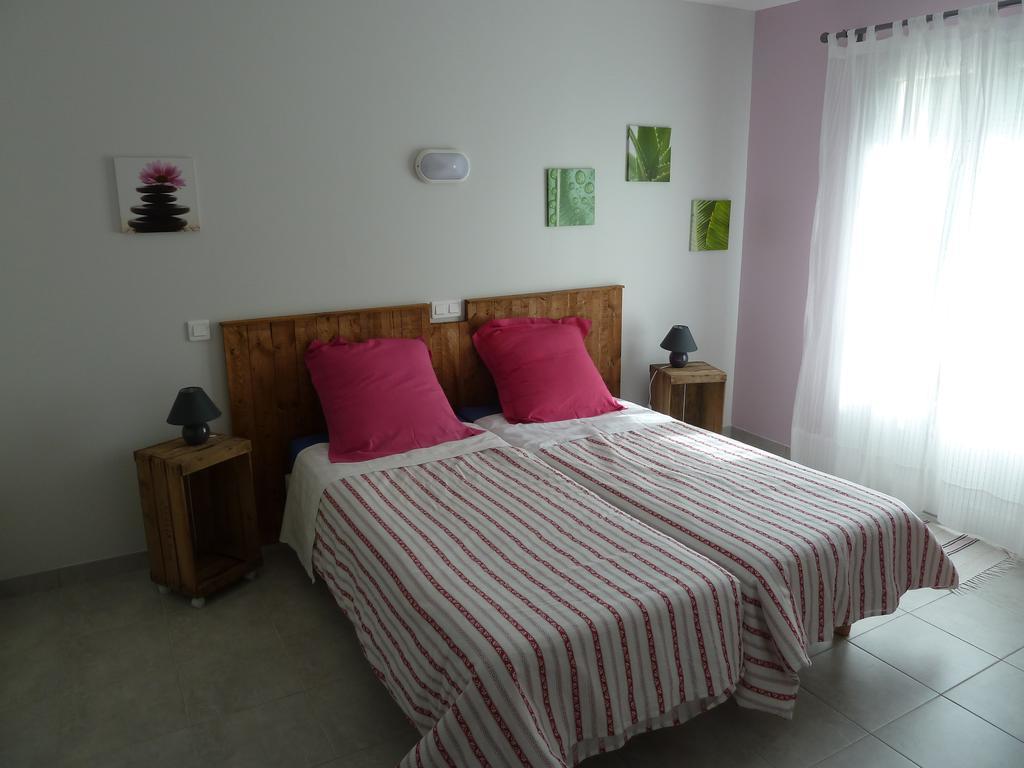 Gite Des Monges Sisteron Room photo