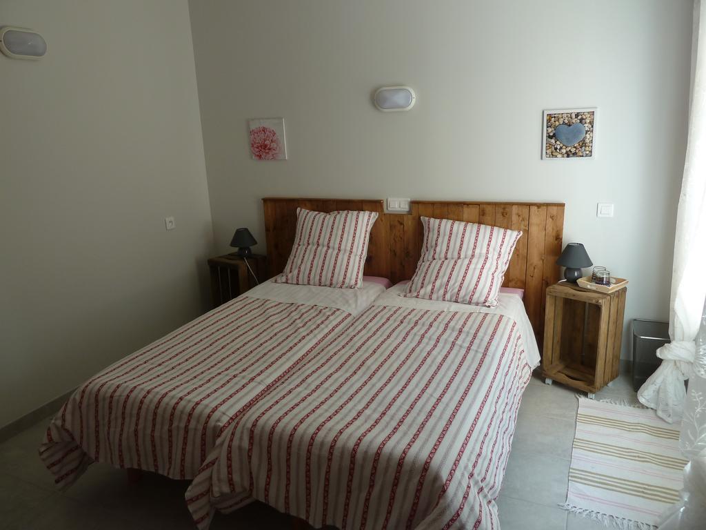 Gite Des Monges Sisteron Room photo